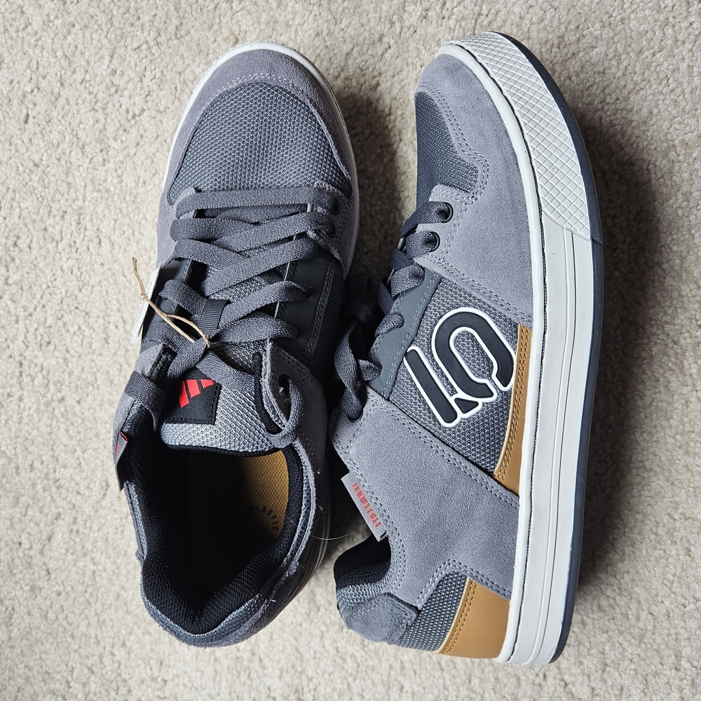 NWT Adidas 5TEN Freerider, MENS 12